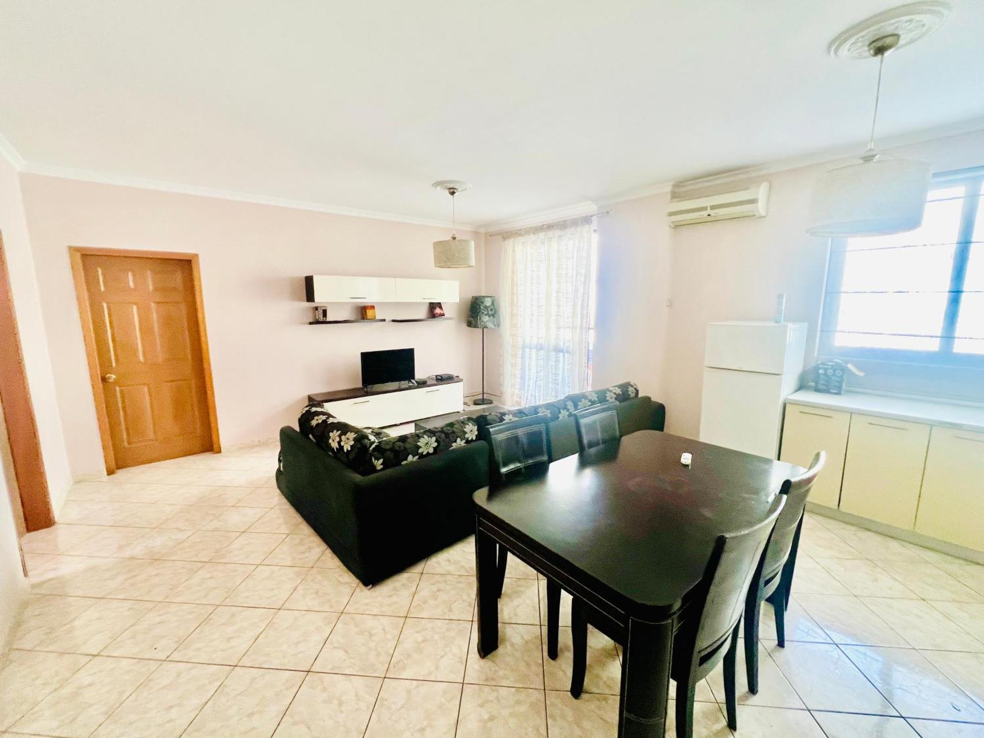 Lovely 3-Bedroom Rental Unit In Δυρράχιο Εξωτερικό φωτογραφία