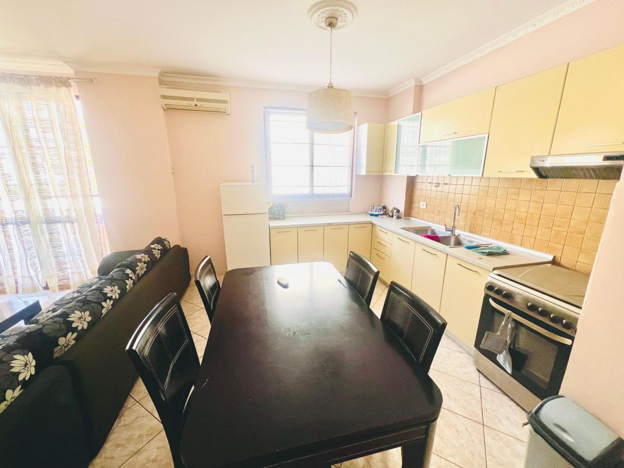 Lovely 3-Bedroom Rental Unit In Δυρράχιο Εξωτερικό φωτογραφία